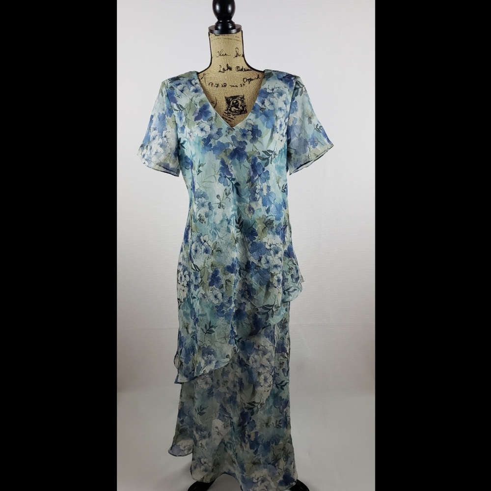 Miss Dorby Spring Floral Layered Maxi dress sz 16